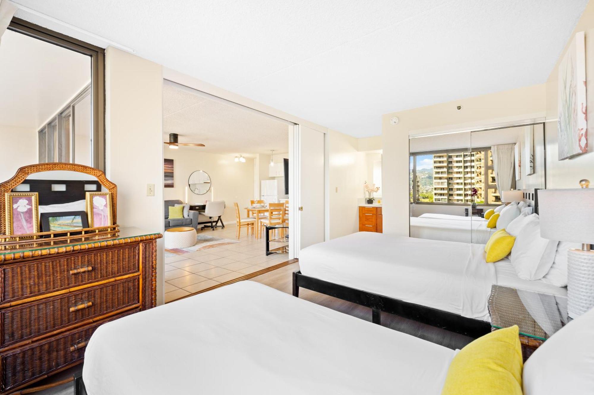 Cozy Waikiki Getaway, Stroll To Beach With Free Parking Honolulu Buitenkant foto