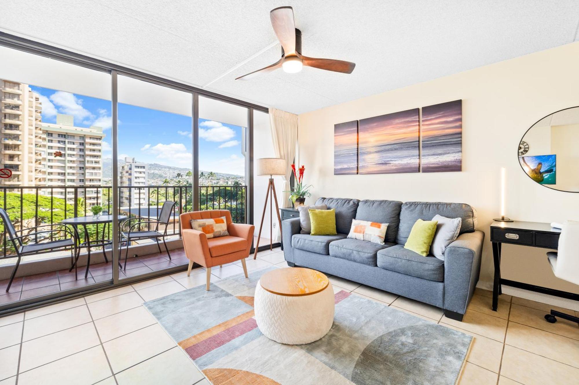 Cozy Waikiki Getaway, Stroll To Beach With Free Parking Honolulu Buitenkant foto