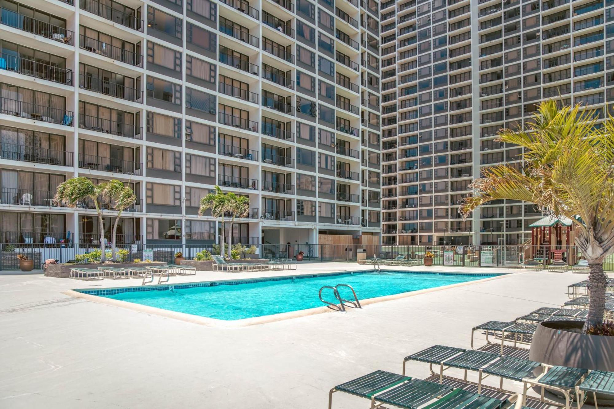 Cozy Waikiki Getaway, Stroll To Beach With Free Parking Honolulu Buitenkant foto