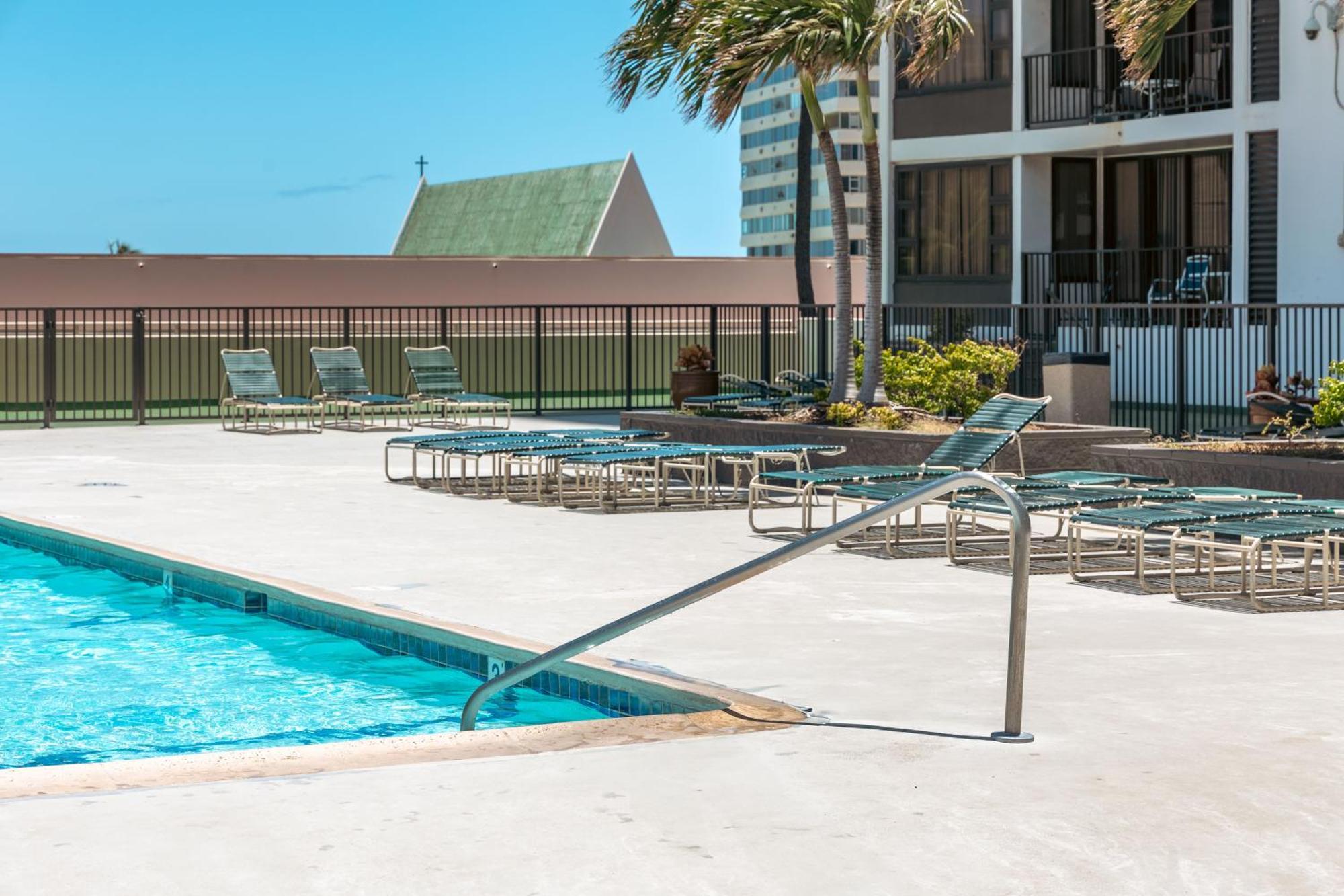 Cozy Waikiki Getaway, Stroll To Beach With Free Parking Honolulu Buitenkant foto