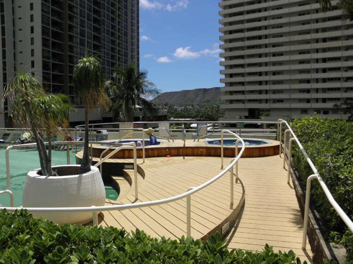 Cozy Waikiki Getaway, Stroll To Beach With Free Parking Honolulu Buitenkant foto