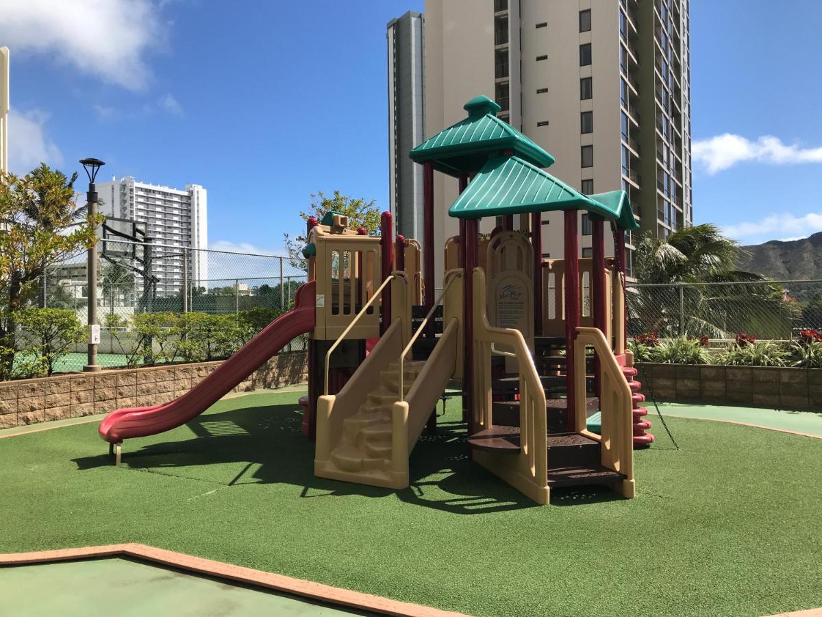 Cozy Waikiki Getaway, Stroll To Beach With Free Parking Honolulu Buitenkant foto