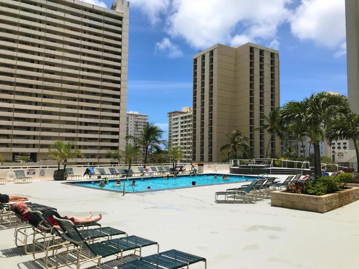 Cozy Waikiki Getaway, Stroll To Beach With Free Parking Honolulu Buitenkant foto
